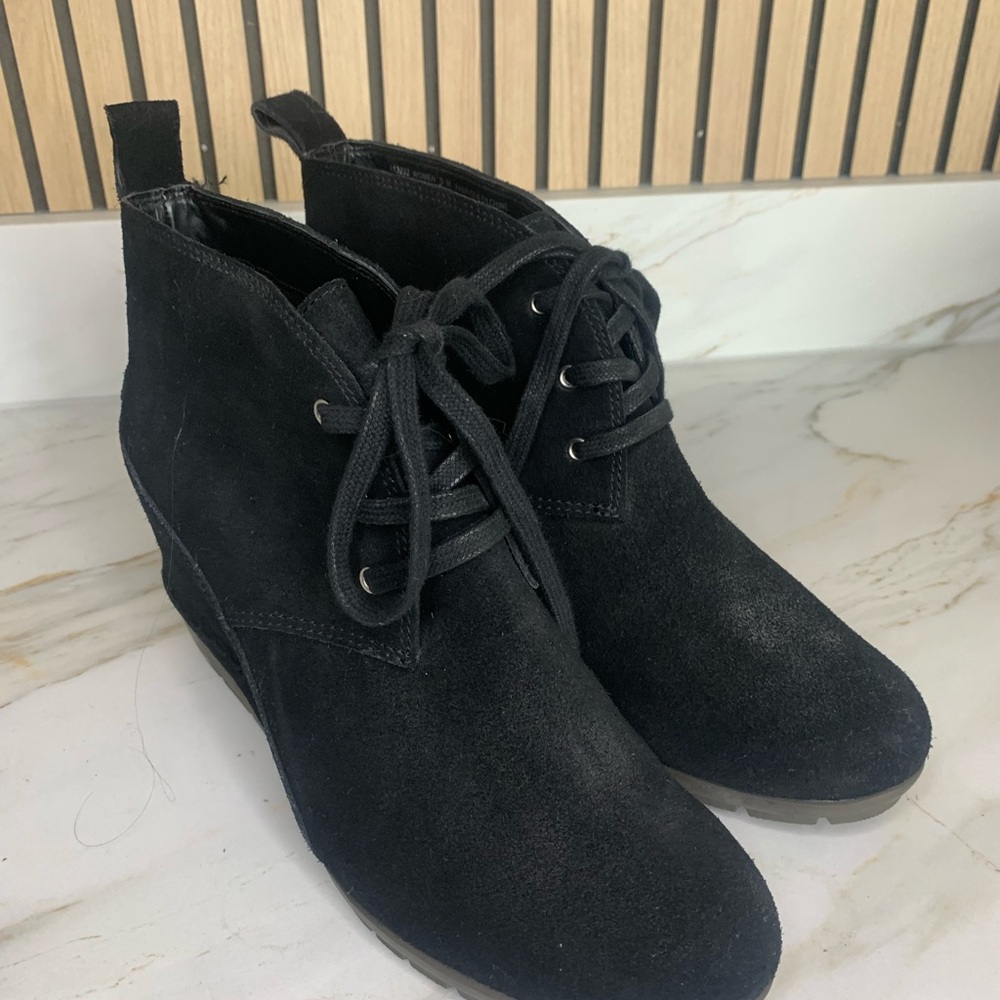 Rockport Black Suede Women's Ankle Wedge Boots